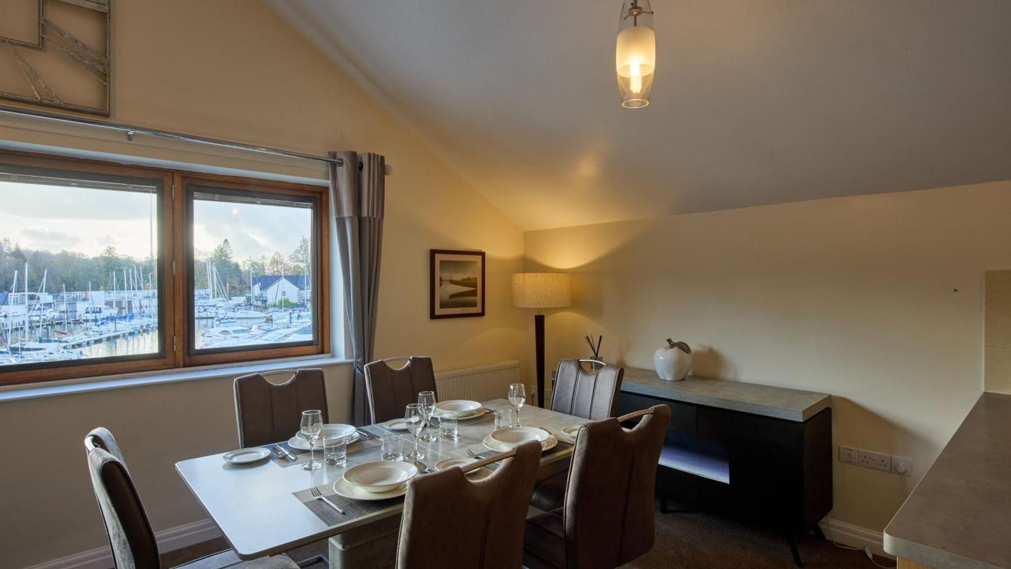 Lake District Apartment At Windermere Marina Village โบว์เนส ออน วินเดอเมียร์ ภายนอก รูปภาพ