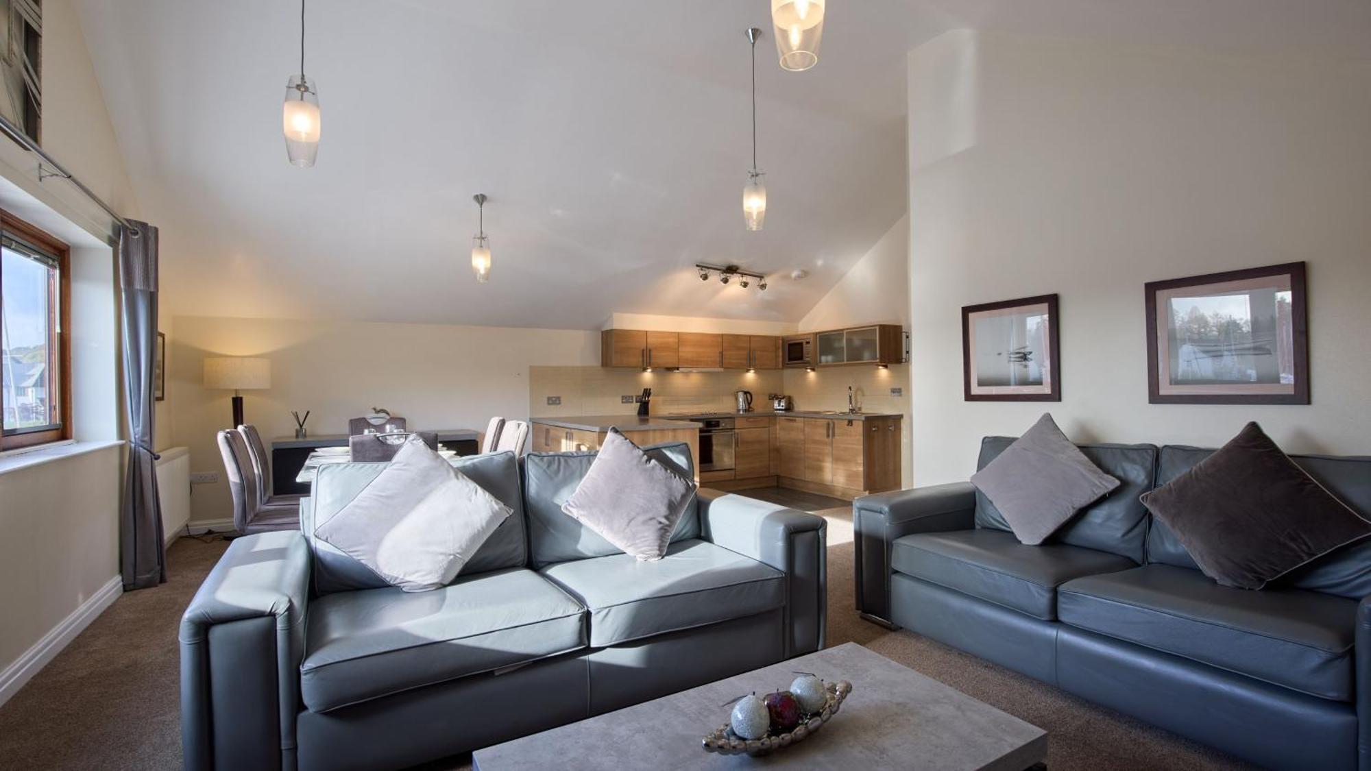 Lake District Apartment At Windermere Marina Village โบว์เนส ออน วินเดอเมียร์ ภายนอก รูปภาพ